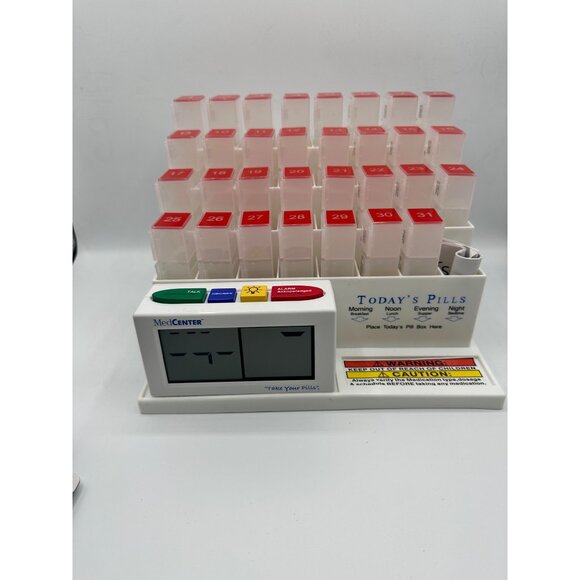 MedCenter Talking Alarm Clock 31-Day Pill Organizer Medication Reminder System A - Picture 5 of 12